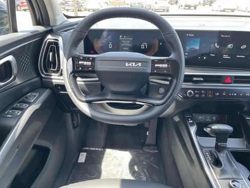 New 2026 Kia Sorento S AWD/4WD image 12
