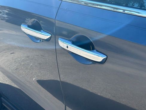 Used 2018 Honda Odyssey EX-L image 18