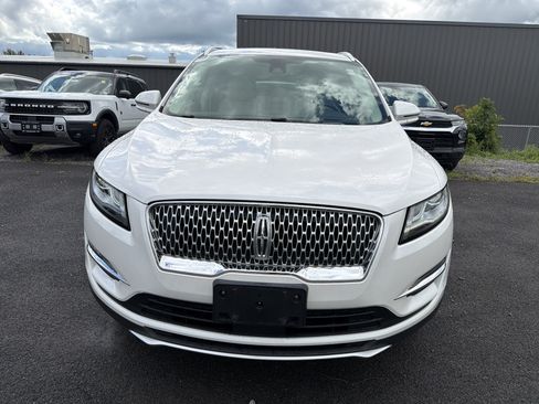 Used 2019 Lincoln MKC Select w/ Select Plus Package AWD/4WD image 3