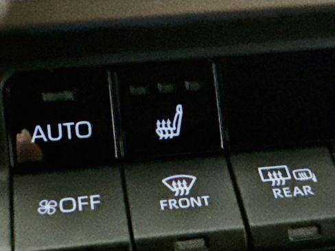 Used 2026 Toyota Camry SE w/ Convenience Package FWD image 21