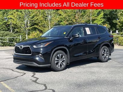 Used 2021 Toyota Highlander XLE