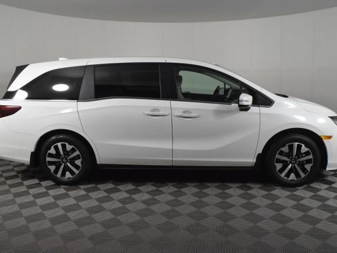 New 2026 Honda Odyssey EX-L image 5