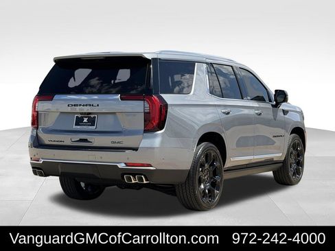 New 2026 GMC Yukon Denali w/ Denali Reserve Package AWD/4WD image 3