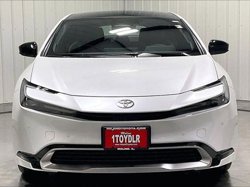 New 2026 Toyota Prius XSE Premium FWD image 15