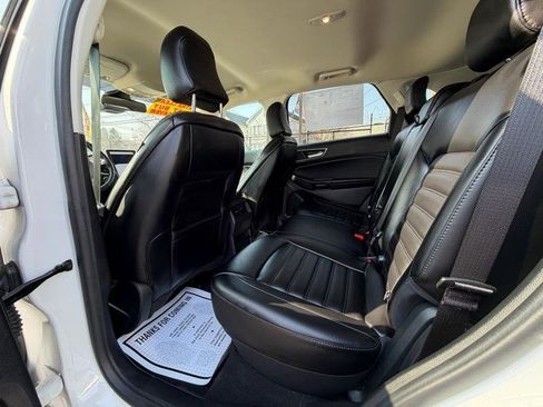 Used 2021 Ford Edge SEL image 12