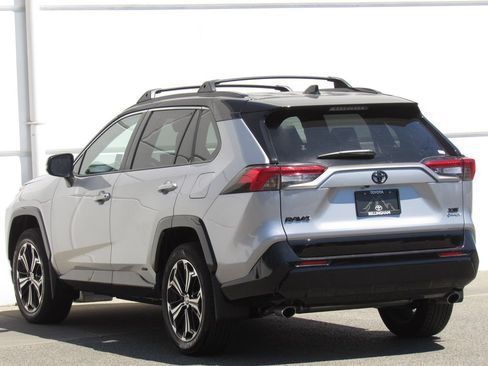 Certified 2025 Toyota RAV4 XSE AWD/4WD image 5