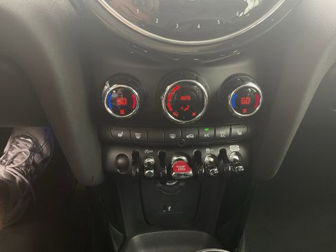 Used 2024 MINI Cooper S FWD image 21