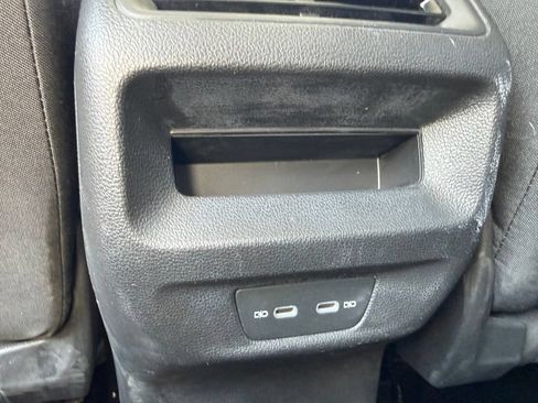 Certified 2025 Volkswagen Tiguan S FWD image 13