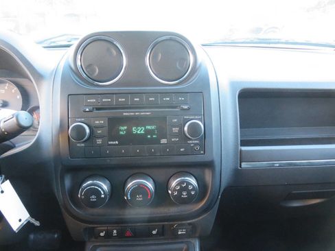 Used 2012 Jeep Compass Latitude image 15
