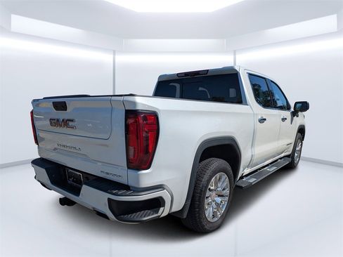 Used 2022 GMC Sierra 1500 Denali w/ Technology Package image 3