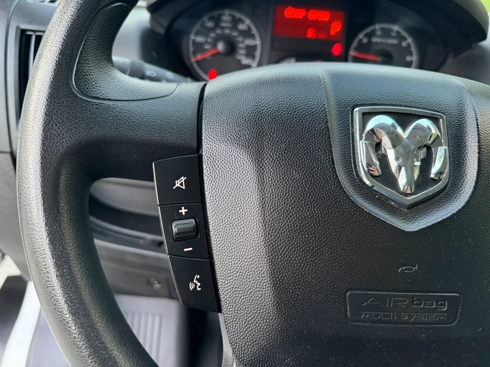 Used 2021 RAM ProMaster 2500 FWD image 21