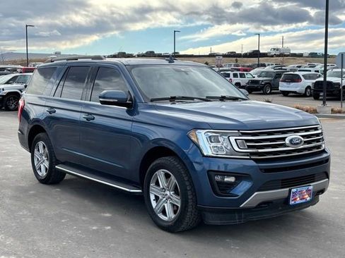 Used 2020 Ford Expedition XLT w/ Equipment Group 202A image 9