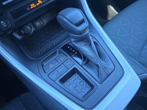 Certified 2024 Toyota RAV4 XLE image 24