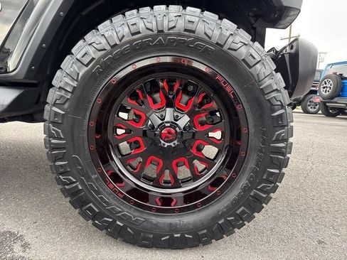 Used 2020 Jeep Wrangler Unlimited Sahara AWD/4WD image 10