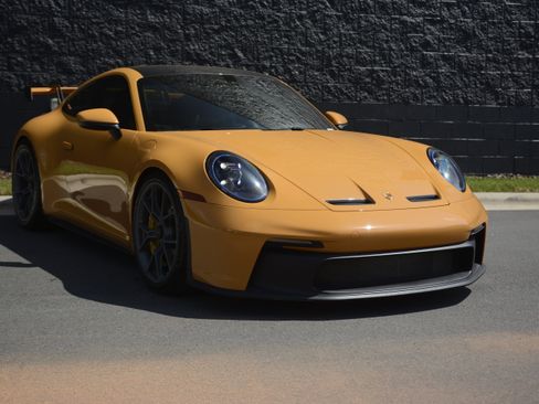 Certified 2022 Porsche 911 GT3 RWD image 9