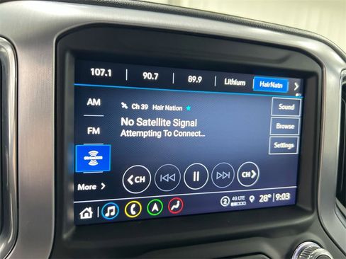 Used 2021 GMC Sierra 2500 SLT w/ SLT Premium Package image 14