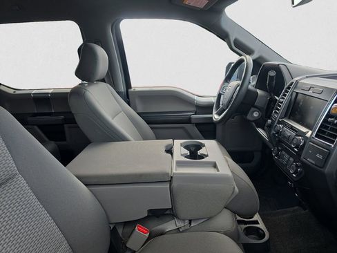 Used 2015 Ford F150 XLT w/ Equipment Group 302A Luxury AWD/4WD image 10