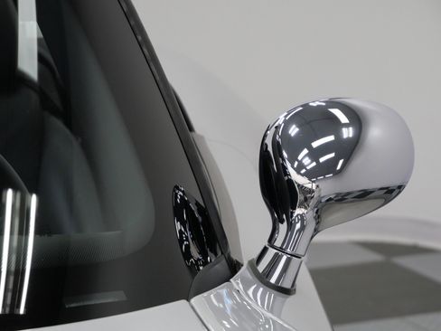 Used 2002 BMW Z8 RWD image 63