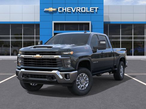 Used 2026 Chevrolet Silverado 2500 LT AWD/4WD image 7