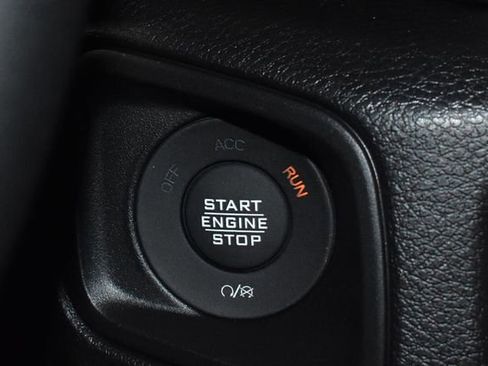 New 2026 Jeep Gladiator Sport image 19