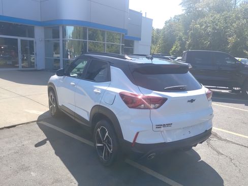 Used 2023 Chevrolet TrailBlazer RS w/ Convenience Package image 5