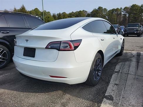 Used 2020 Tesla Model 3 Standard Range Plus image 6