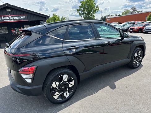 Used 2025 Hyundai Kona SEL FWD image 6
