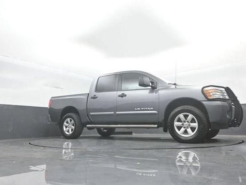 Used 2014 Nissan Titan SV w/ SV Value Truck Package AWD/4WD image 28