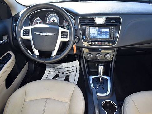 Used 2012 Chrysler 200 Limited image 15
