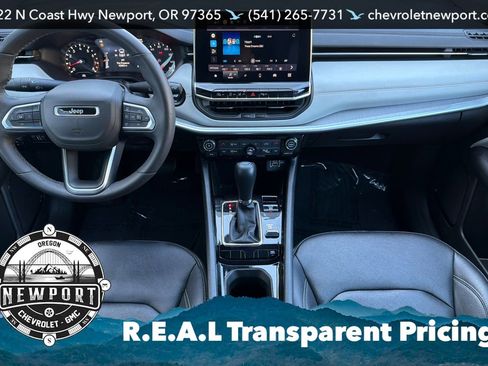 Used 2025 Jeep Compass Limited AWD/4WD image 13