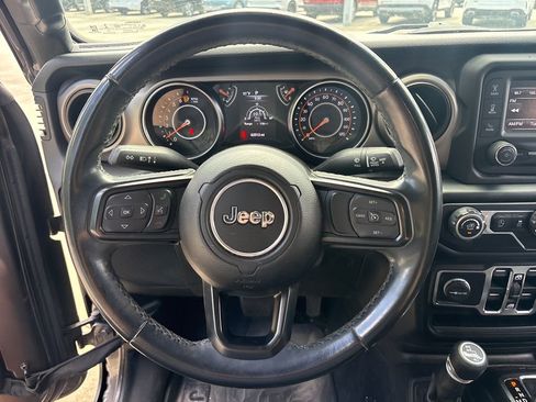 Used 2020 Jeep Wrangler Unlimited Sport AWD/4WD image 18