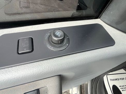 Used 2011 Ford F250 XLT w/ XLT Premium Pkg image 40