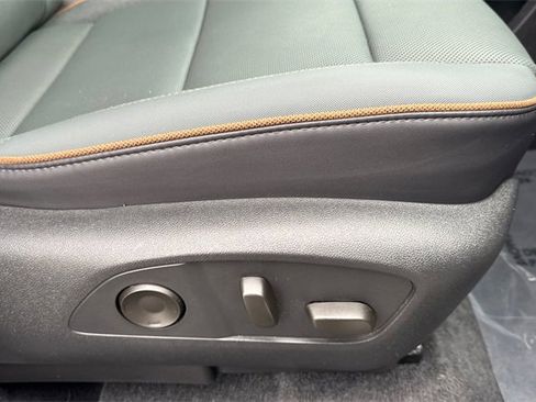 Used 2024 GMC Acadia AT4 w/ Super Cruise Package image 24