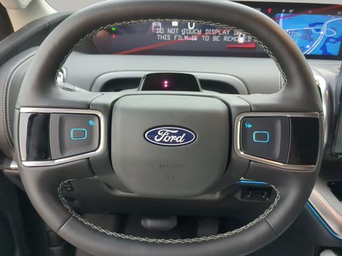 New 2027 Ford Expedition Max Platinum RWD image 72
