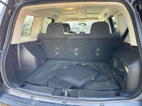 Used 2015 Jeep Patriot Sport w/ Power Value Group image 30