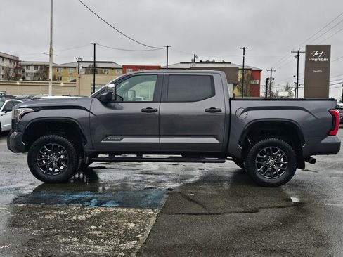Used 2023 Toyota Tundra Platinum image 5