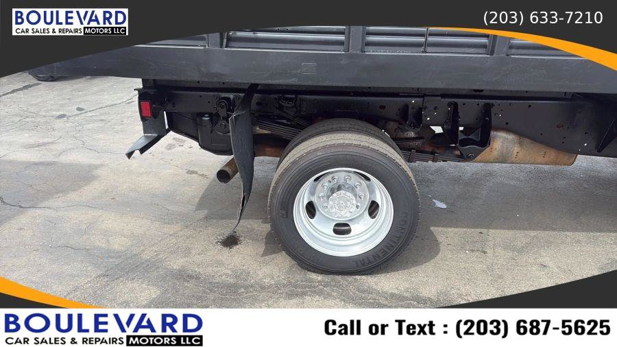 Used 2018 RAM 5500 Tradesman w/ Payload Upgrade Package AWD/4WD image 11