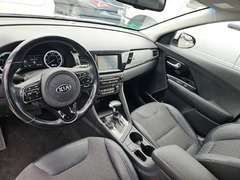 Used 2019 Kia Niro EX FWD image 12
