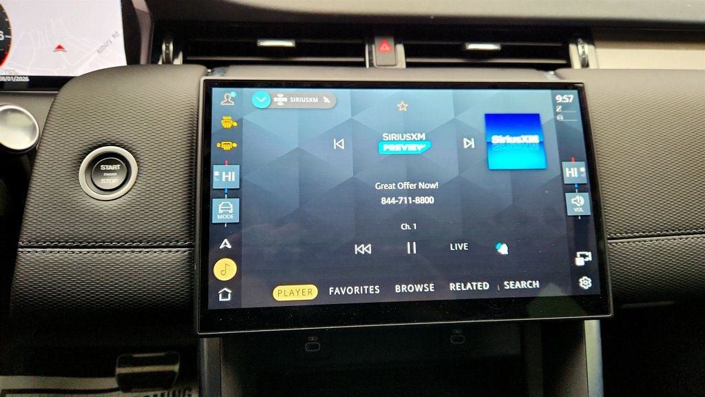 Used 2025 Land Rover Discovery Sport Dynamic SE AWD/4WD image 20