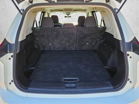 Used 2024 Nissan Rogue S image 6