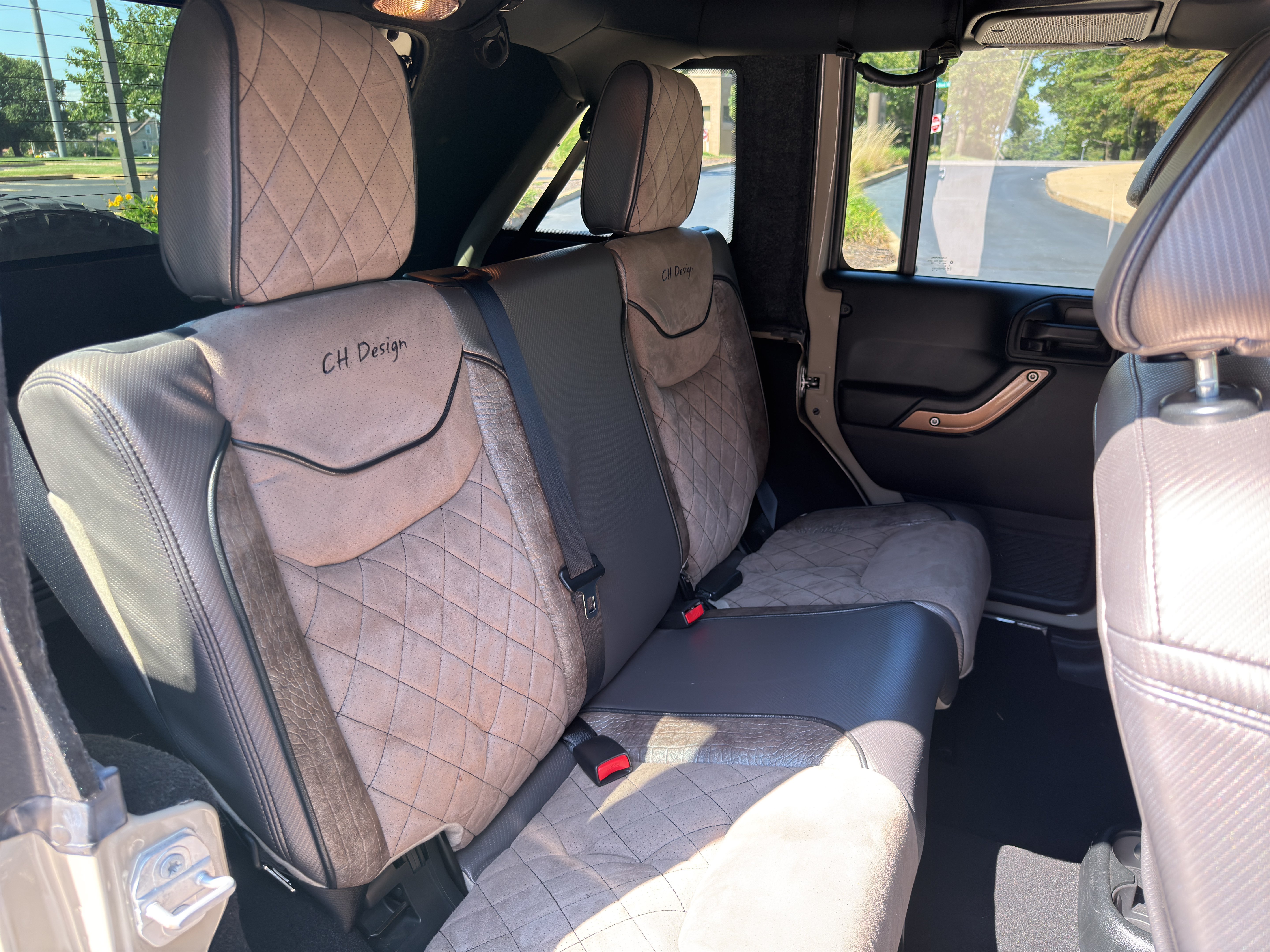 Used 2018 Jeep Wrangler Unlimited Sport S AWD/4WD image 20