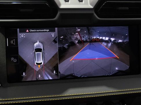 Used 2025 Lamborghini Urus SE image 20