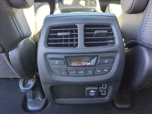 Used 2022 Honda Passport Elite image 18