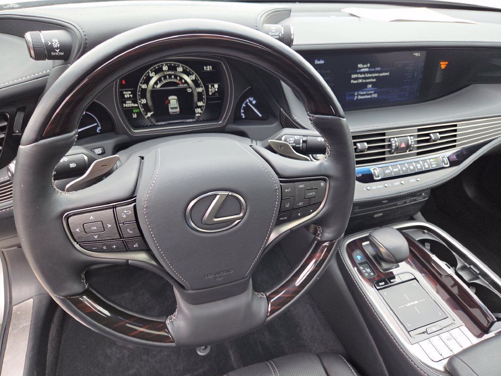 Used 2019 Lexus LS 500 AWD w/ Interior Upgrade Package image 35