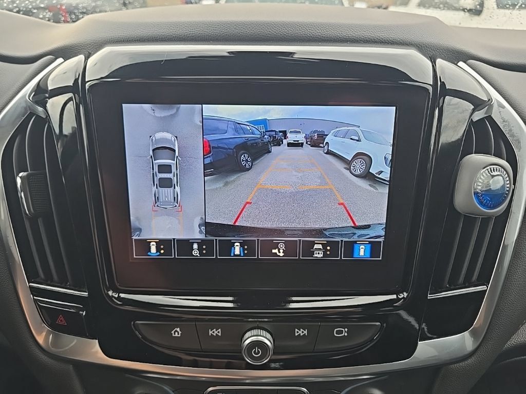 Used 2023 Chevrolet Traverse RS w/ LPO, Floor Liner Package AWD/4WD image 29