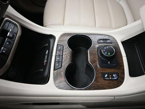 Used 2021 GMC Acadia Denali w/ Denali Ultimate Package AWD/4WD image 32