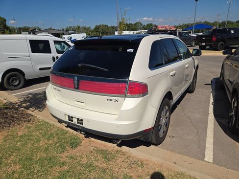 Used 2008 Lincoln MKX 2WD image 3