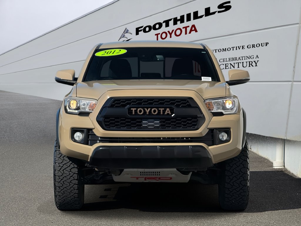 Certified 2018 Toyota Tacoma TRD Off-Road w/ Technology Package AWD/4WD image 2