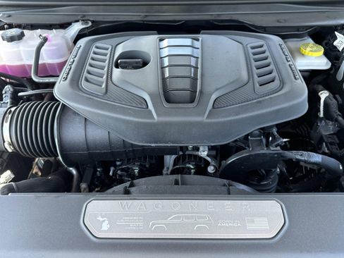 New 2024 Jeep Wagoneer Base w/ Premium Group I image 34