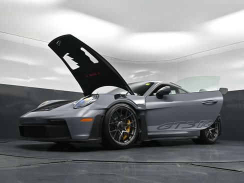 Used 2025 Porsche 911 GT3 RS RWD image 35